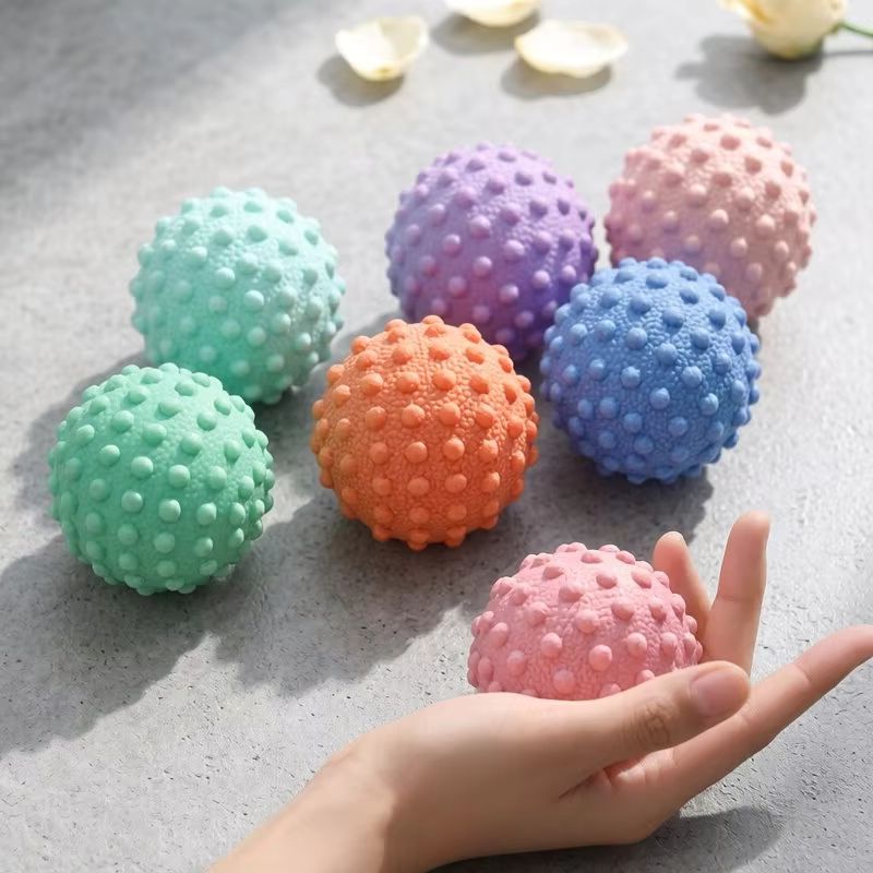 Textured Spiky Massage Ball De - Reflexology Foot Roller のレビューと価格