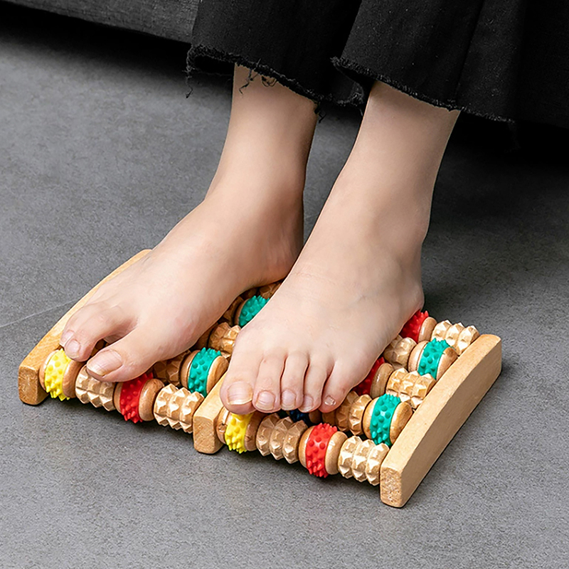 Multi-Point Foot Therapy Rubbi - Reflexology Foot Roller のレビューと価格